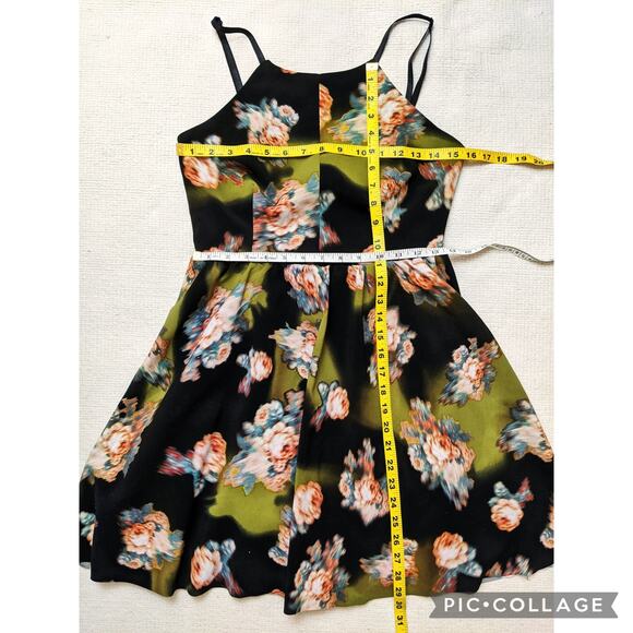 MODCLOTH MOON Green & Black Floral Dress Size Small - Picture 8 of 9